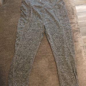 Capris workout pants